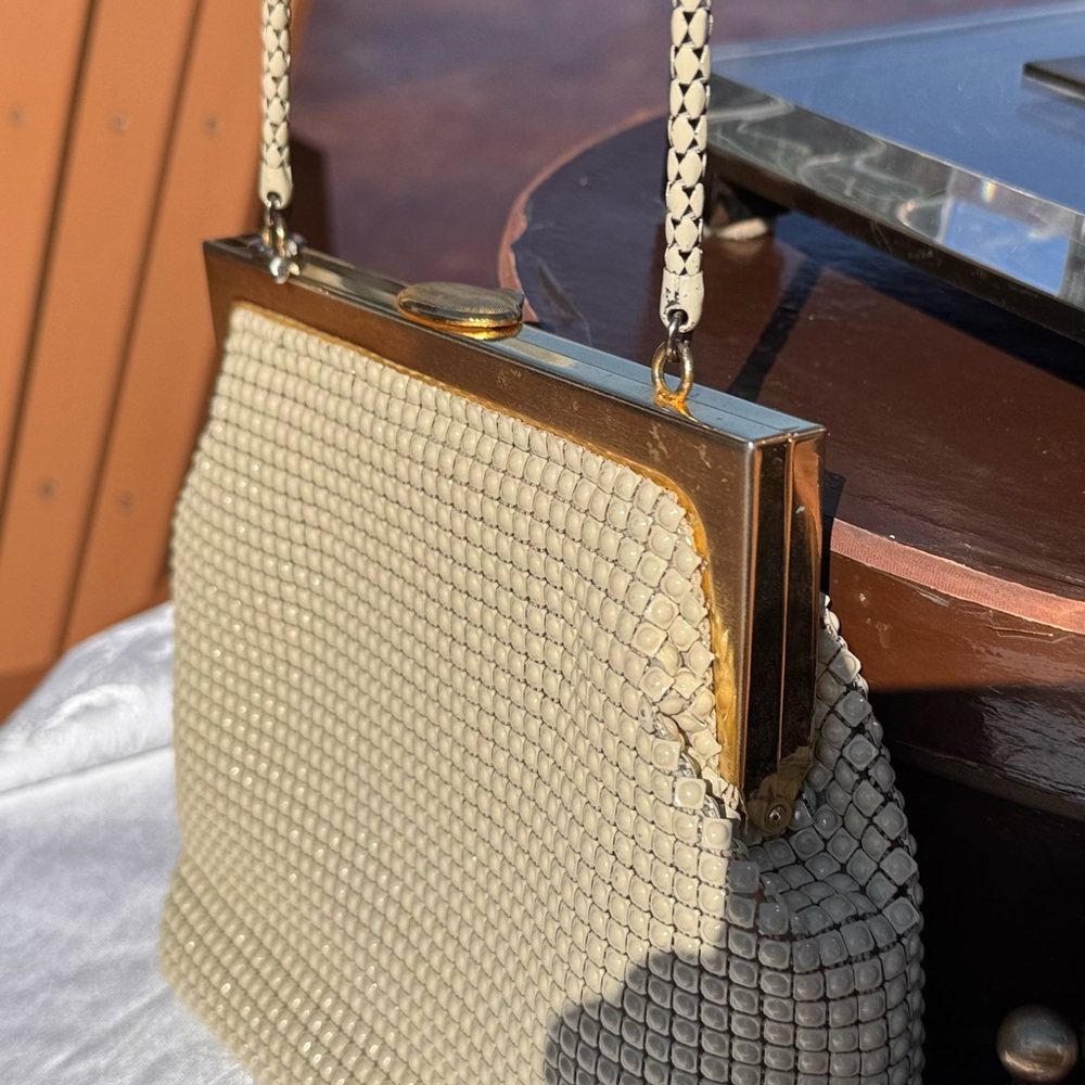 Cream Mesh Evening Shoulder Bag with Gold Frame